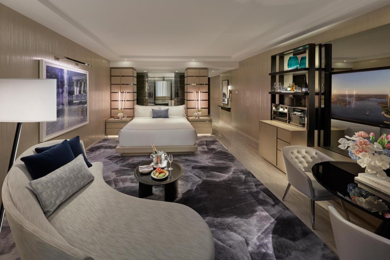 Crown Towers Sydney Hotel Kültér fotó A guest room at the Ritz-Carlton, DIFC